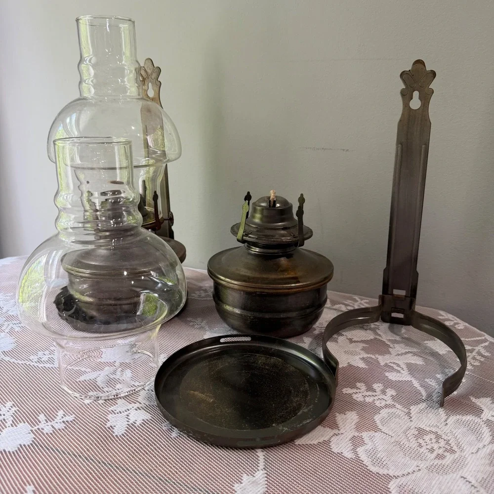 Unbranded vintage pair